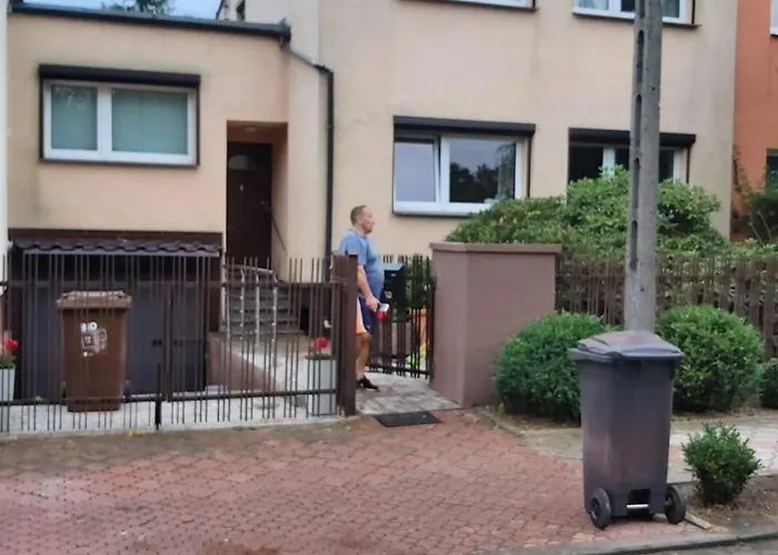 Maly Przy Lotnisku Homestay szállás